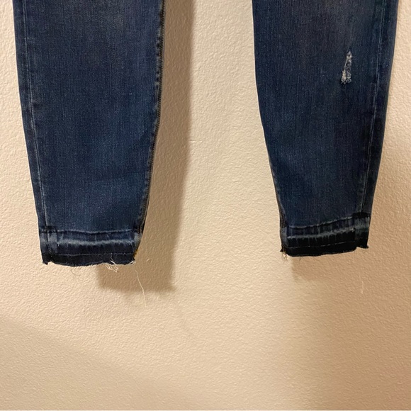 SPANX Distressed Medium Wash Denim Skinny Ankle Jeggings Size M - Picture 9 of 16